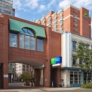 Holiday Express Downtown By Ihg Hotel